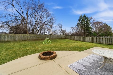 Tiny photo for 517 Danbury Drive, Carol Stream, IL 60188 (MLS # 12563498)
