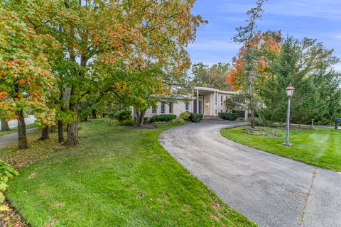 Photo of 1210 North Avenue, Highland Park, IL 60035 (MLS # 12536114)