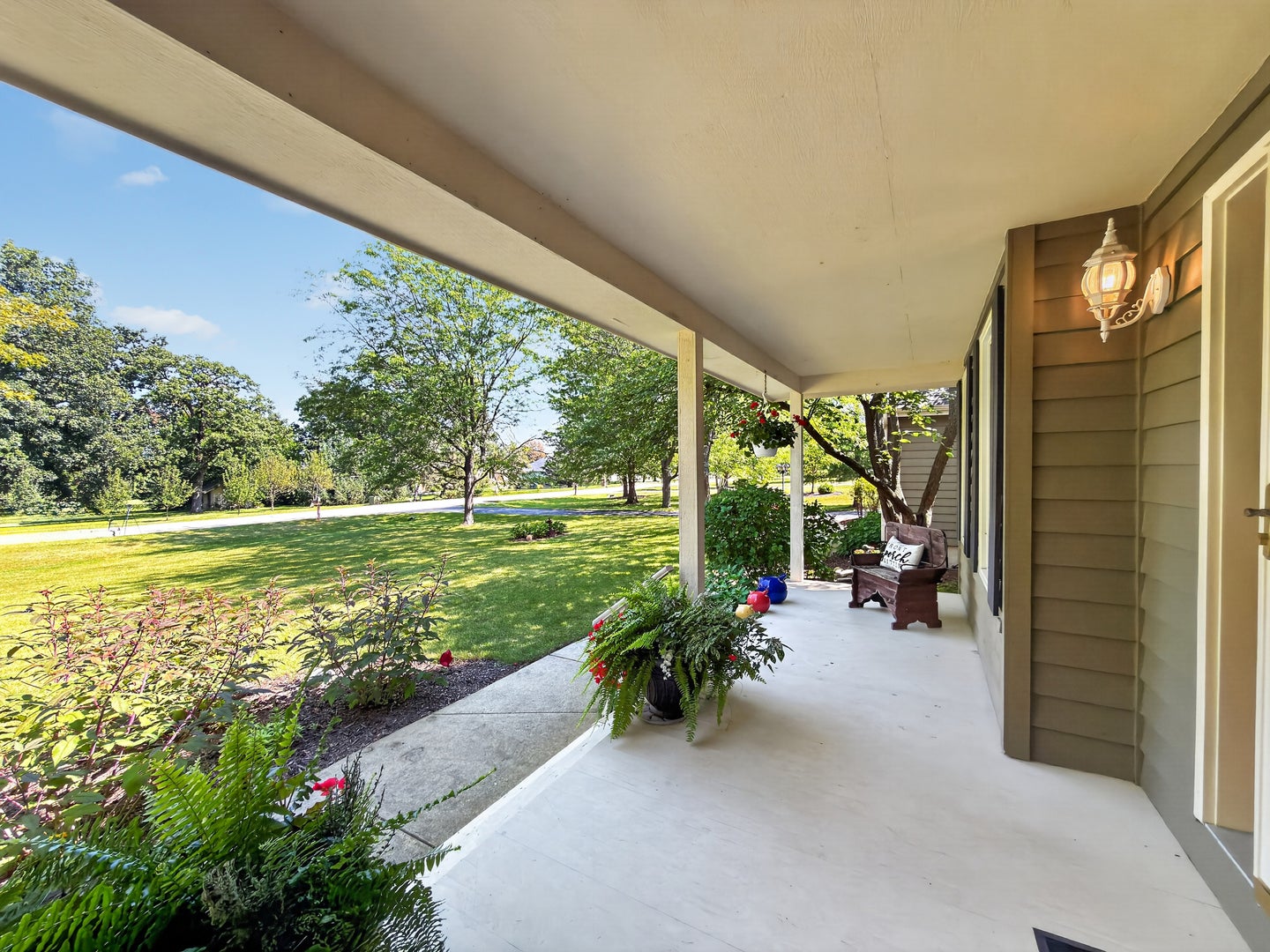 10303 E Hickory Ridge Drive