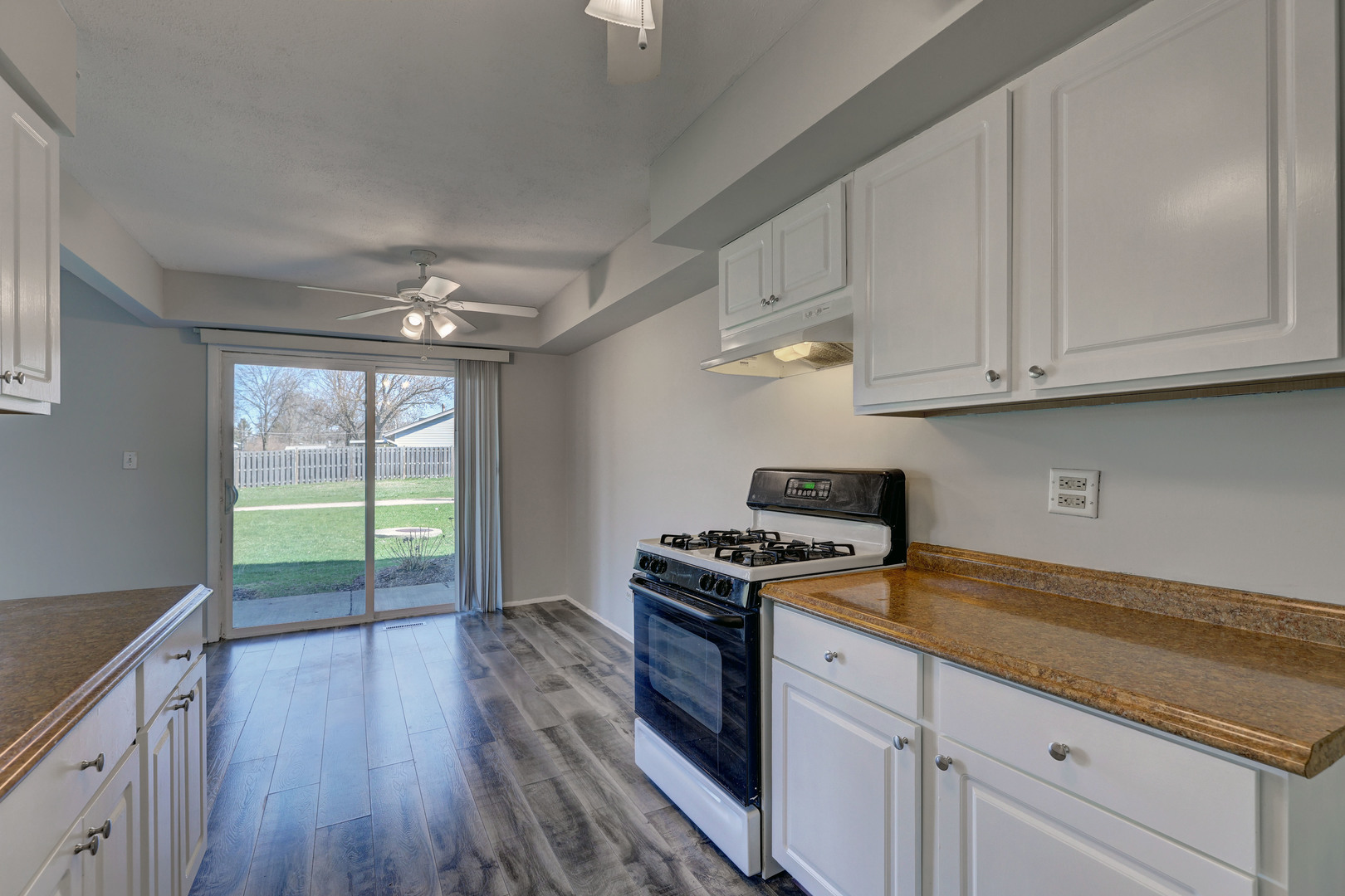 1316 Kingsbury Drive 2