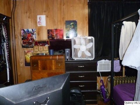 Tiny photo for 233 N First Street, Carthage, IL 62321 (MLS # 12444883)