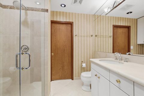 Tiny photo for 5400 S Hyde Park Boulevard #1c, Chicago, IL 60615 (MLS # 12664629)