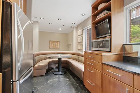 Tiny photo for 5400 S Hyde Park Boulevard #1c, Chicago, IL 60615 (MLS # 12664629)