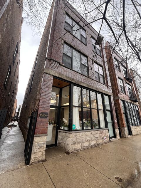 904 N California Avenue Chicago IL 60622