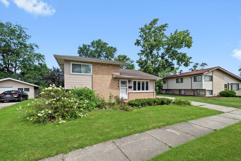 Tiny photo for 144 Westwood Drive, Park Forest, IL 60466 (MLS # 12475494)
