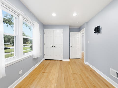 Tiny photo for 8022 Central Avenue, Morton Grove, IL 60053 (MLS # 12667028)