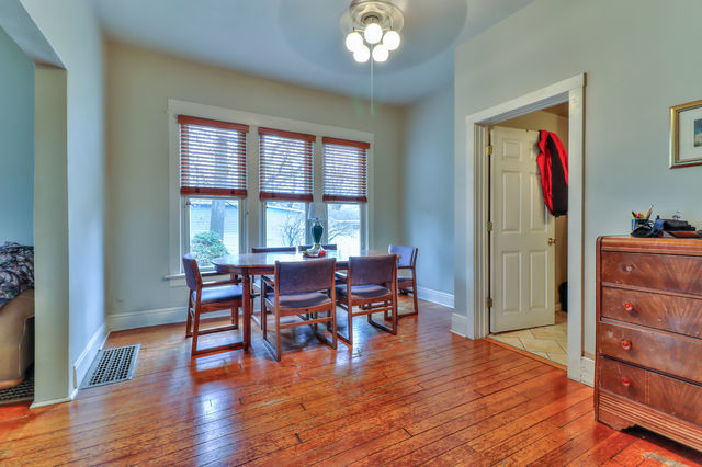 1305 N Walnut Street