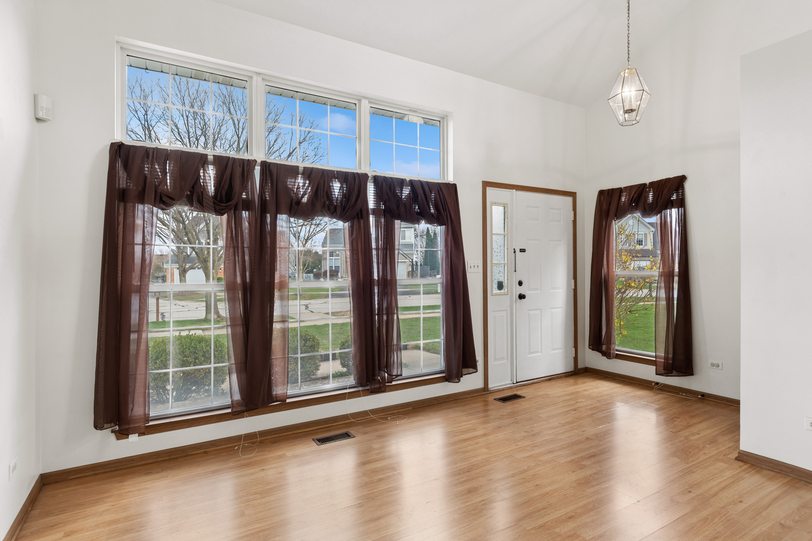 728 Wildflower Circle