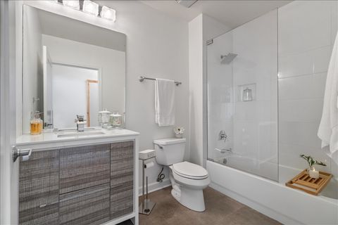Tiny photo for 1235 S Prairie Avenue #2709, Chicago, IL 60605 (MLS # 12641359)