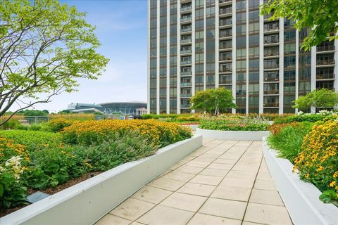 Tiny photo for 1235 S Prairie Avenue #2709, Chicago, IL 60605 (MLS # 12641359)