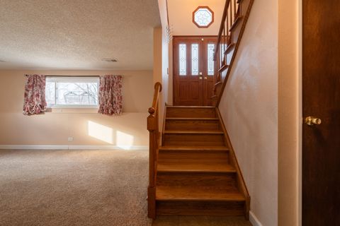 Tiny photo for 795 Plymouth Road, Hoffman Estates, IL 60192 (MLS # 12526221)