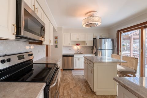 Tiny photo for 795 Plymouth Road, Hoffman Estates, IL 60192 (MLS # 12526221)