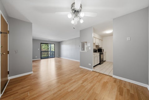 Tiny photo for 1422 Stonebridge Circle #M5, Wheaton, IL 60189 (MLS # 12744671)