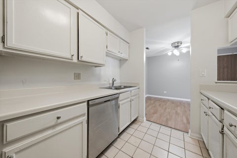 Tiny photo for 1422 Stonebridge Circle #M5, Wheaton, IL 60189 (MLS # 12744671)
