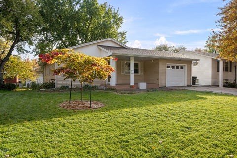 Tiny photo for 4512 25th Avenue, Rock Island, IL 61201 (MLS # 12794970)