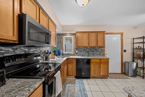 Tiny photo for 4512 25th Avenue, Rock Island, IL 61201 (MLS # 12794970)
