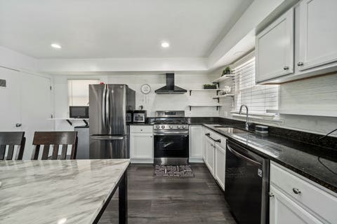 Tiny photo for 3805 Rywick Court, Rolling Meadows, IL 60008 (MLS # 12740176)
