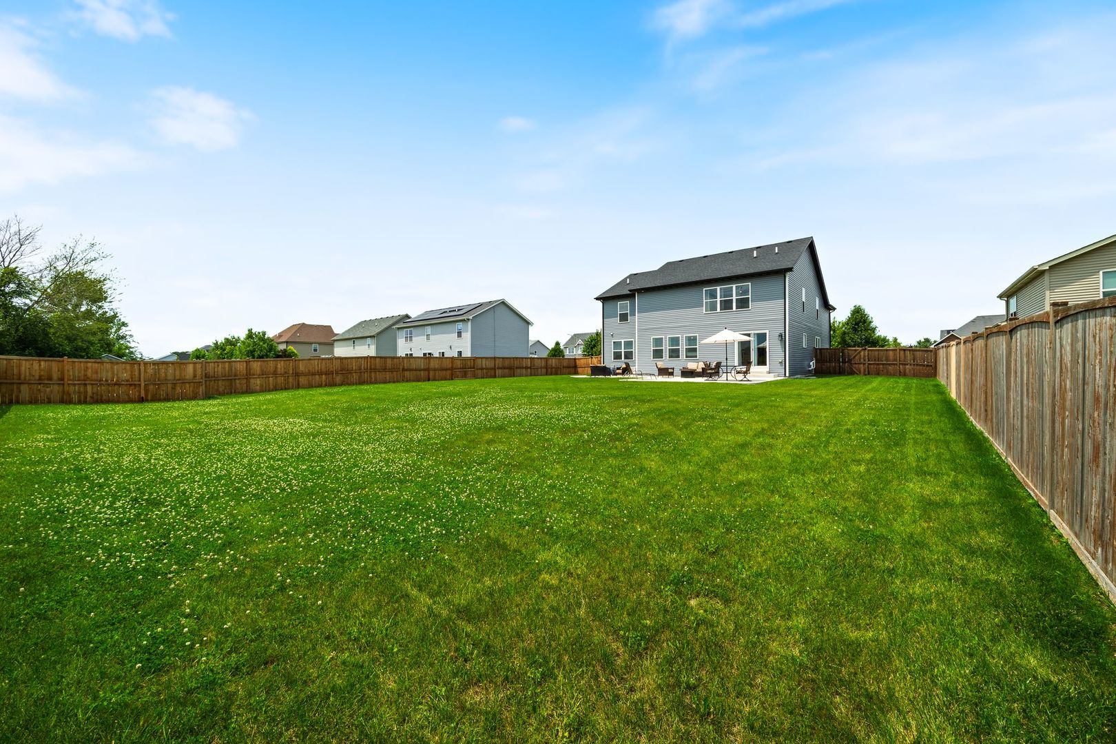 27329 W Deer Hollow Lane