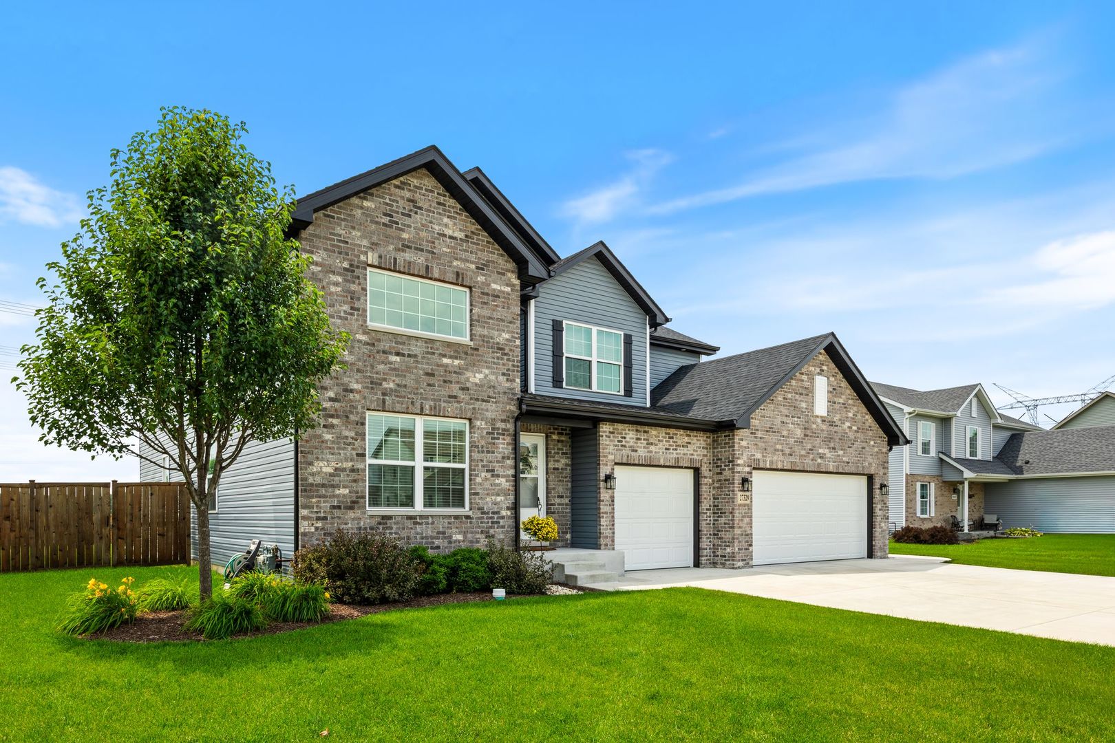 27329 W Deer Hollow Lane