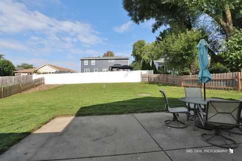 Tiny photo for 205 S Cross Trail, McHenry, IL 60050 (MLS # 12459605)