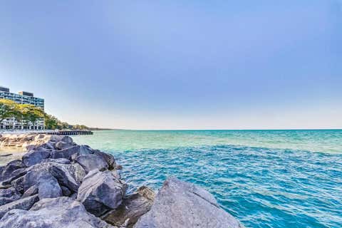 Tiny photo for 1616 Sheridan Road #6D, Wilmette, IL 60091 (MLS # 12716871)