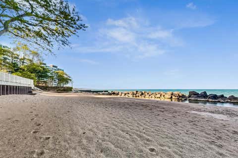 Tiny photo for 1616 Sheridan Road #6D, Wilmette, IL 60091 (MLS # 12716871)
