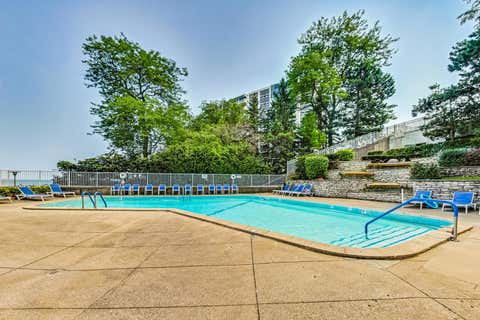 Tiny photo for 1616 Sheridan Road #6D, Wilmette, IL 60091 (MLS # 12716871)