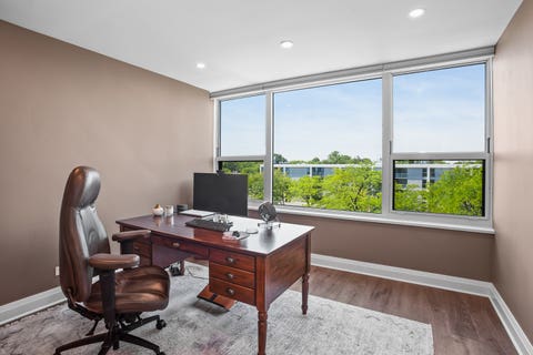 Tiny photo for 1616 Sheridan Road #6D, Wilmette, IL 60091 (MLS # 12716871)