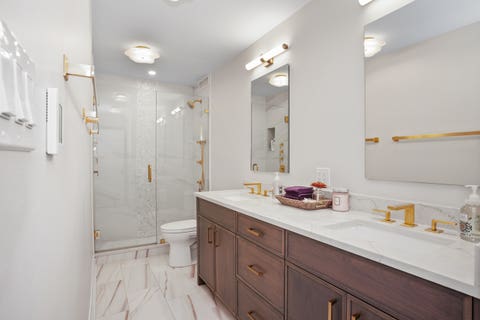 Tiny photo for 1616 Sheridan Road #6D, Wilmette, IL 60091 (MLS # 12716871)