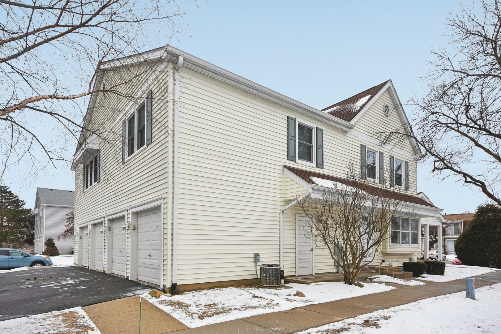 2333 Oxhill Court 2333