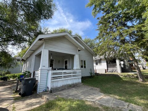Tiny photo for 1283 S Illinois Street, Decatur, IL 62521 (MLS # 12471238)