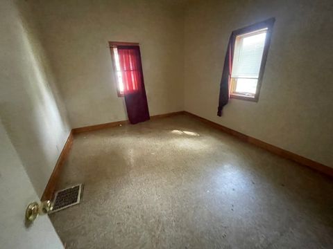 Tiny photo for 1283 S Illinois Street, Decatur, IL 62521 (MLS # 12471238)