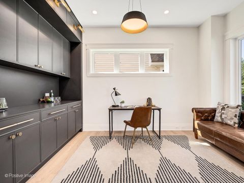 Tiny photo for 4443 Howard Avenue, Western Springs, IL 60558 (MLS # 12427380)