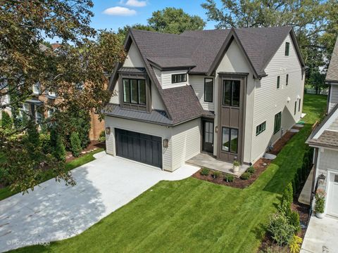 Photo of 4443 Howard Avenue, Western Springs, IL 60558 (MLS # 12427380)