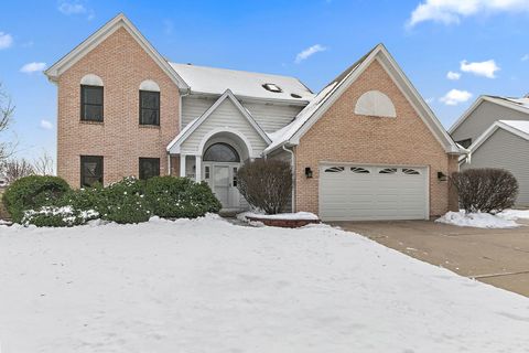 Photo of 2051 Carlisle Street, Algonquin, IL 60102 (MLS # 12590340)