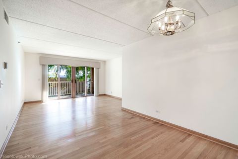 Tiny photo for 7450 Waukegan Road #206, Niles, IL 60714 (MLS # 12485441)