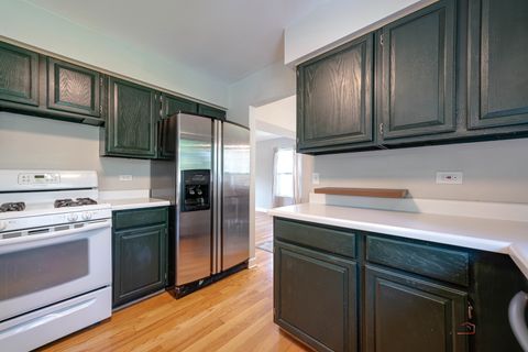 Tiny photo for 352 Fairfax Lane, Grayslake, IL 60030 (MLS # 12642989)