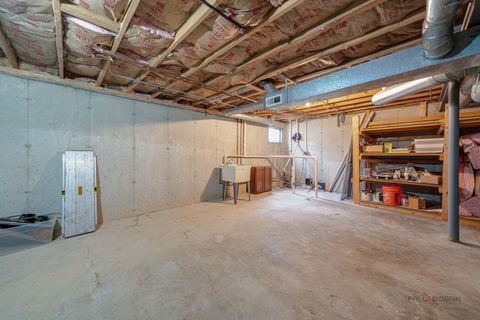 Tiny photo for 352 Fairfax Lane, Grayslake, IL 60030 (MLS # 12642989)