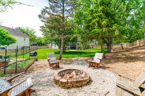 Tiny photo for 352 Fairfax Lane, Grayslake, IL 60030 (MLS # 12642989)