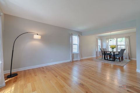 Tiny photo for 352 Fairfax Lane, Grayslake, IL 60030 (MLS # 12642989)
