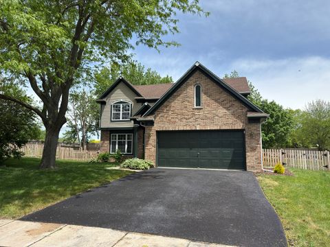 Tiny photo for 352 Fairfax Lane, Grayslake, IL 60030 (MLS # 12642989)