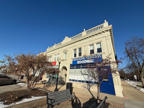 Photo of 6626 W Cermak Road #2F, Berwyn, IL 60402 (MLS # 12721743)