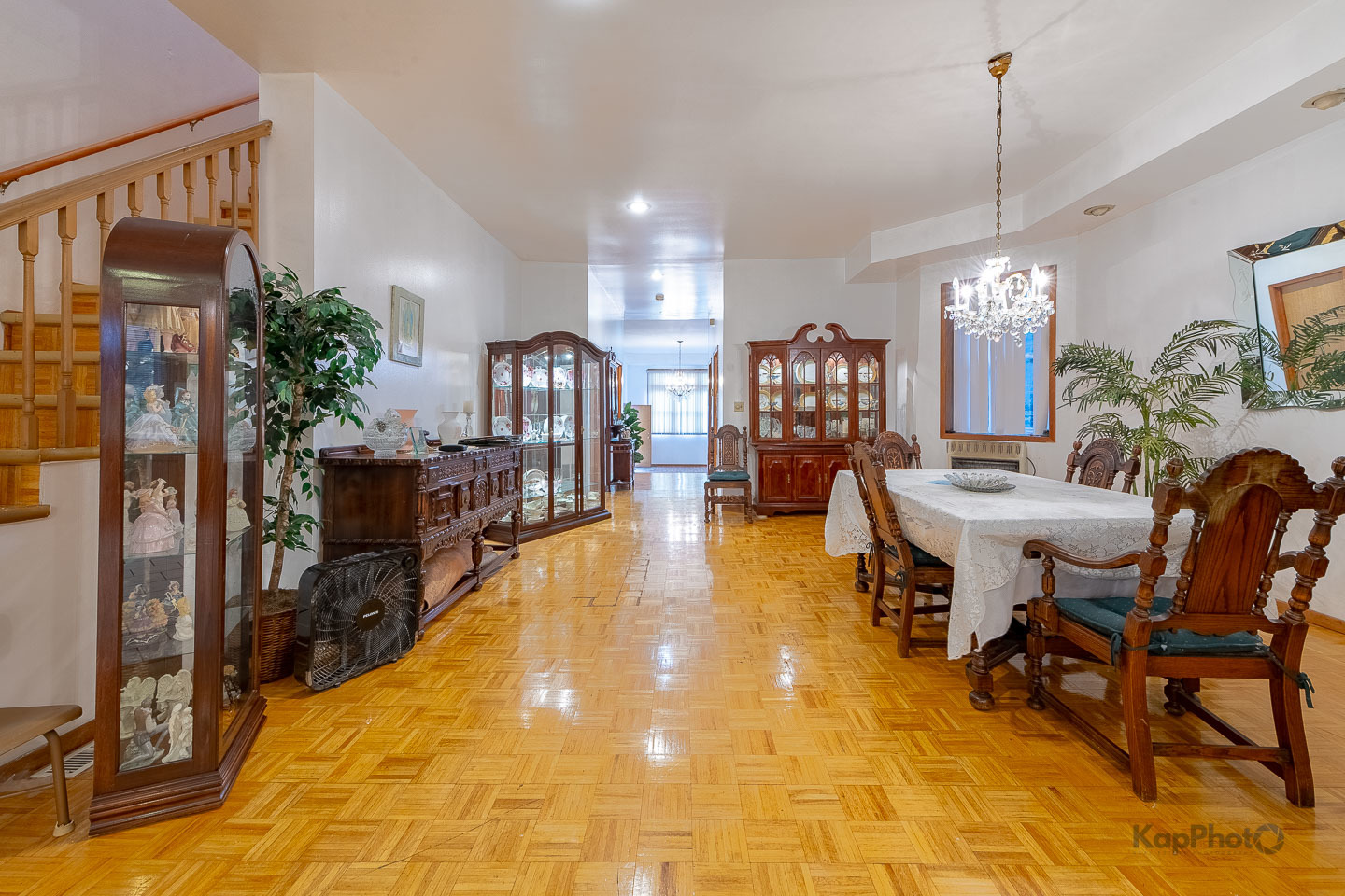 1639 S Blue Island Avenue