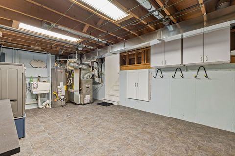 Tiny photo for 586 N 7th Avenue, Des Plaines, IL 60016 (MLS # 12555253)