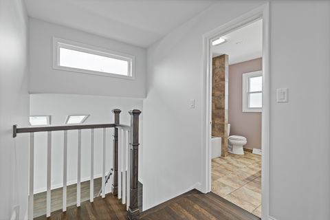 Tiny photo for 586 N 7th Avenue, Des Plaines, IL 60016 (MLS # 12555253)