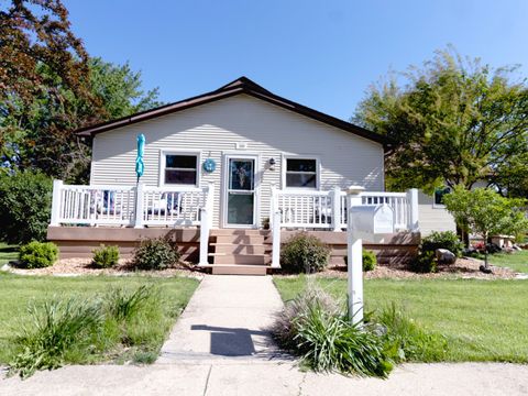 Photo of 218 W South Street, Dwight, IL 60420 (MLS # 12640051)