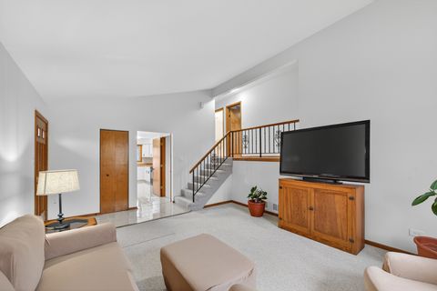 Tiny photo for 435 N Central Avenue, Wood Dale, IL 60191 (MLS # 12572865)