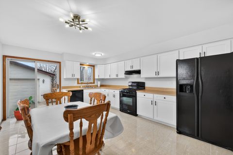 Tiny photo for 435 N Central Avenue, Wood Dale, IL 60191 (MLS # 12572865)