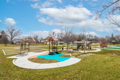 Tiny photo for 435 N Central Avenue, Wood Dale, IL 60191 (MLS # 12572865)