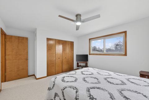 Tiny photo for 435 N Central Avenue, Wood Dale, IL 60191 (MLS # 12572865)